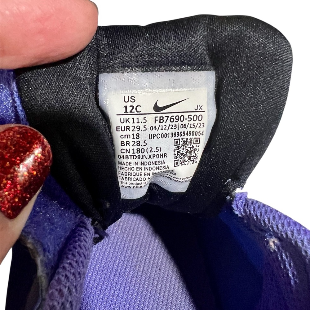Nike Girls Running Shoes - Size 12C, Indigo and Green - Picture 5 of 5
